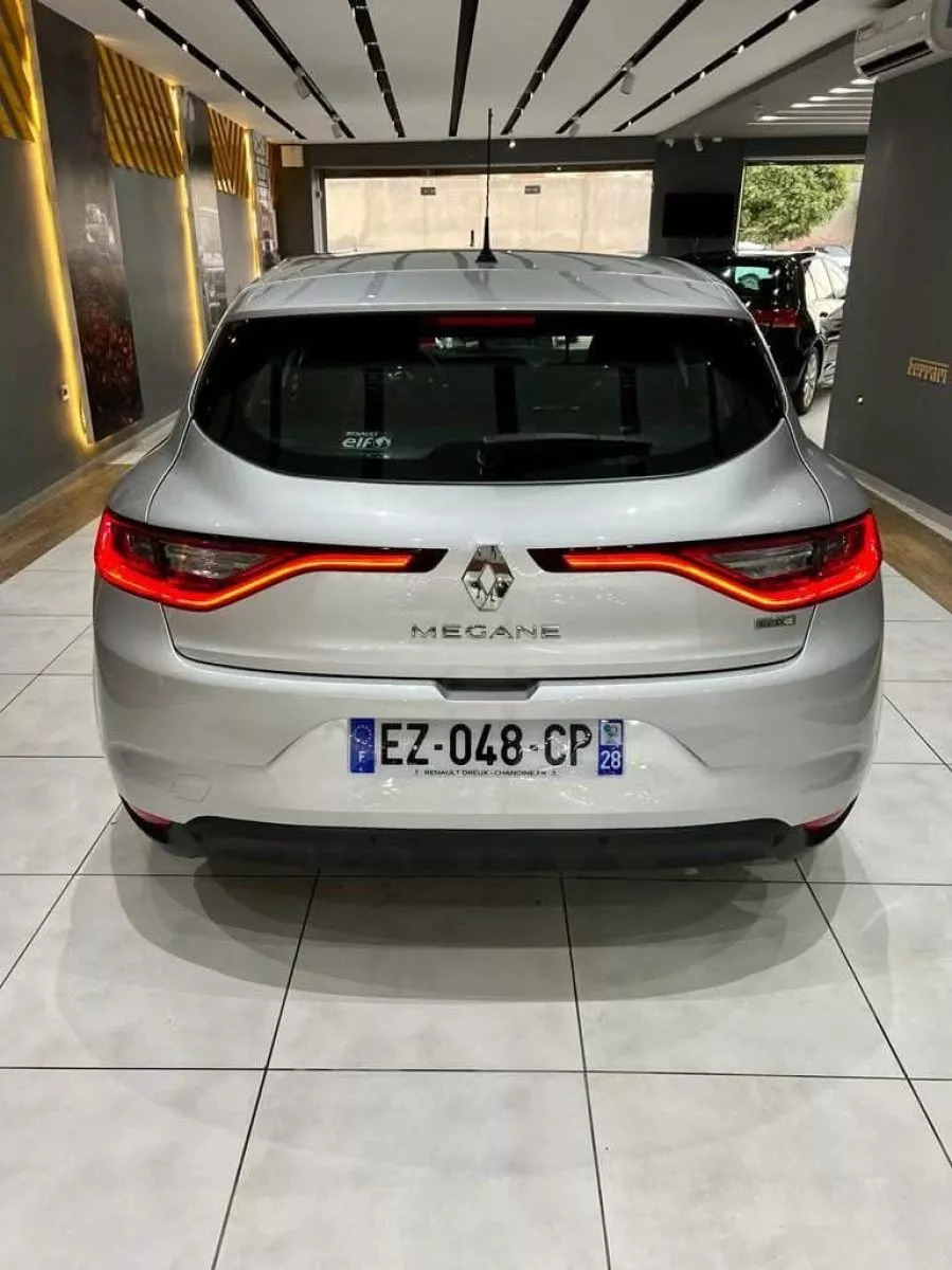 Renault Megane à Tunis - Photo 2