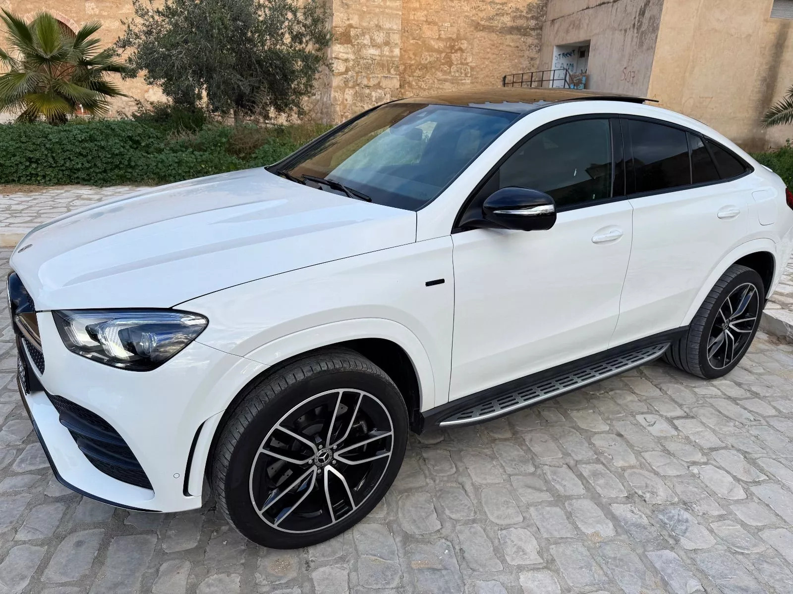 Mercedes-Benz GLE Coupé à Sfax - Photo 3