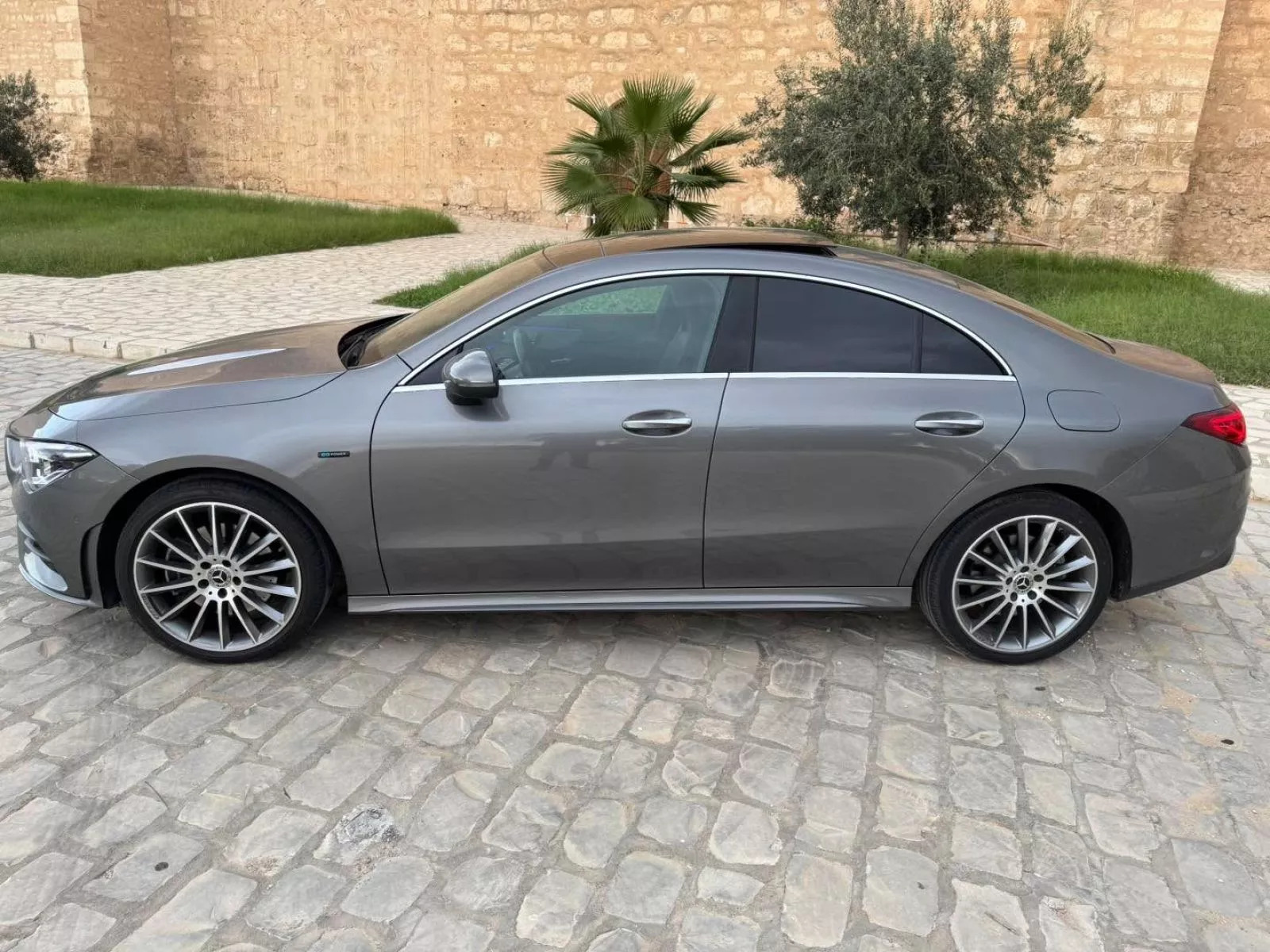 Mercedes-Benz CLA AMG Edition 1 à Tunis - Photo 1