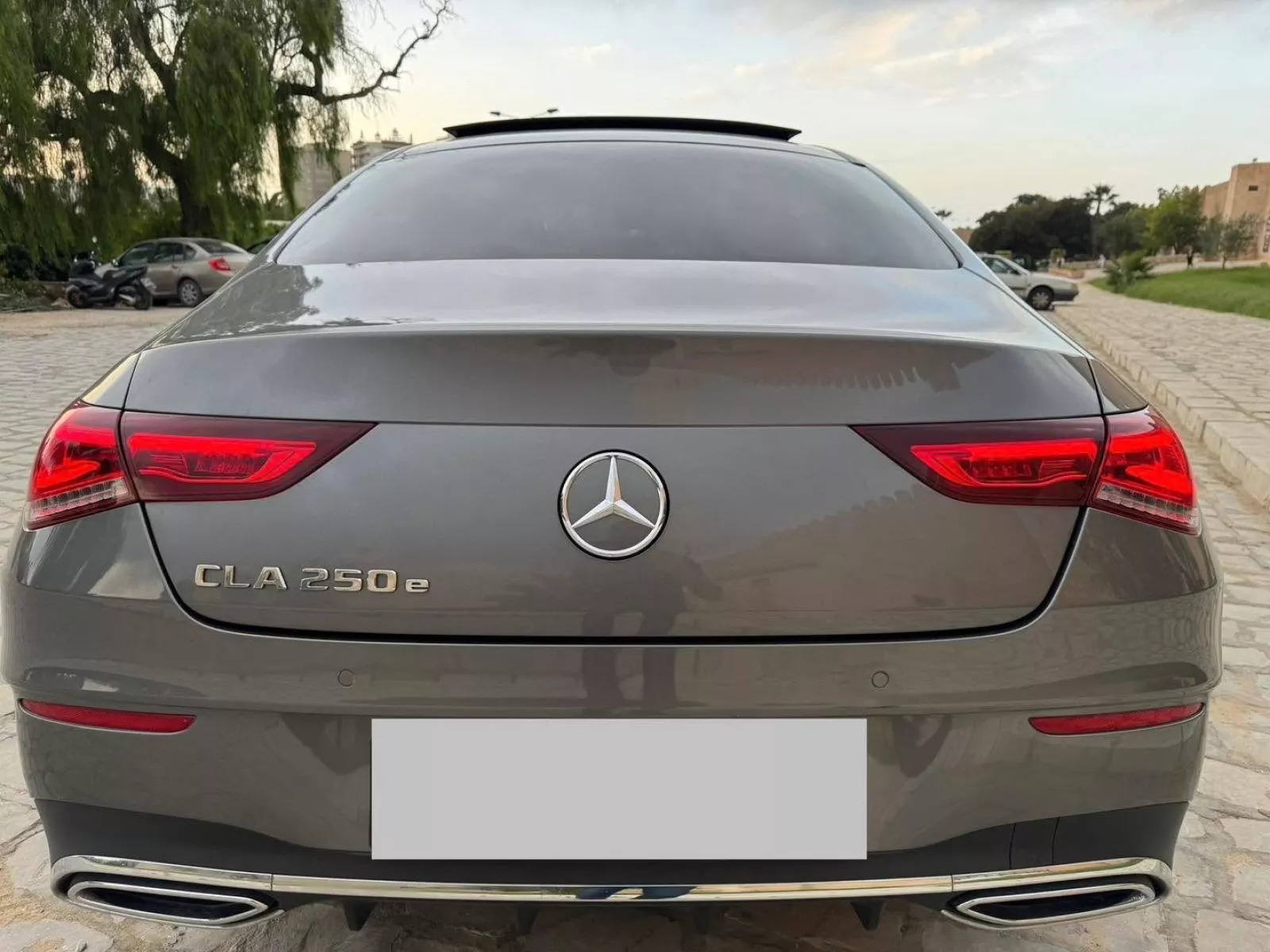 Mercedes-Benz CLA AMG Edition 1 à Tunis - Photo 2