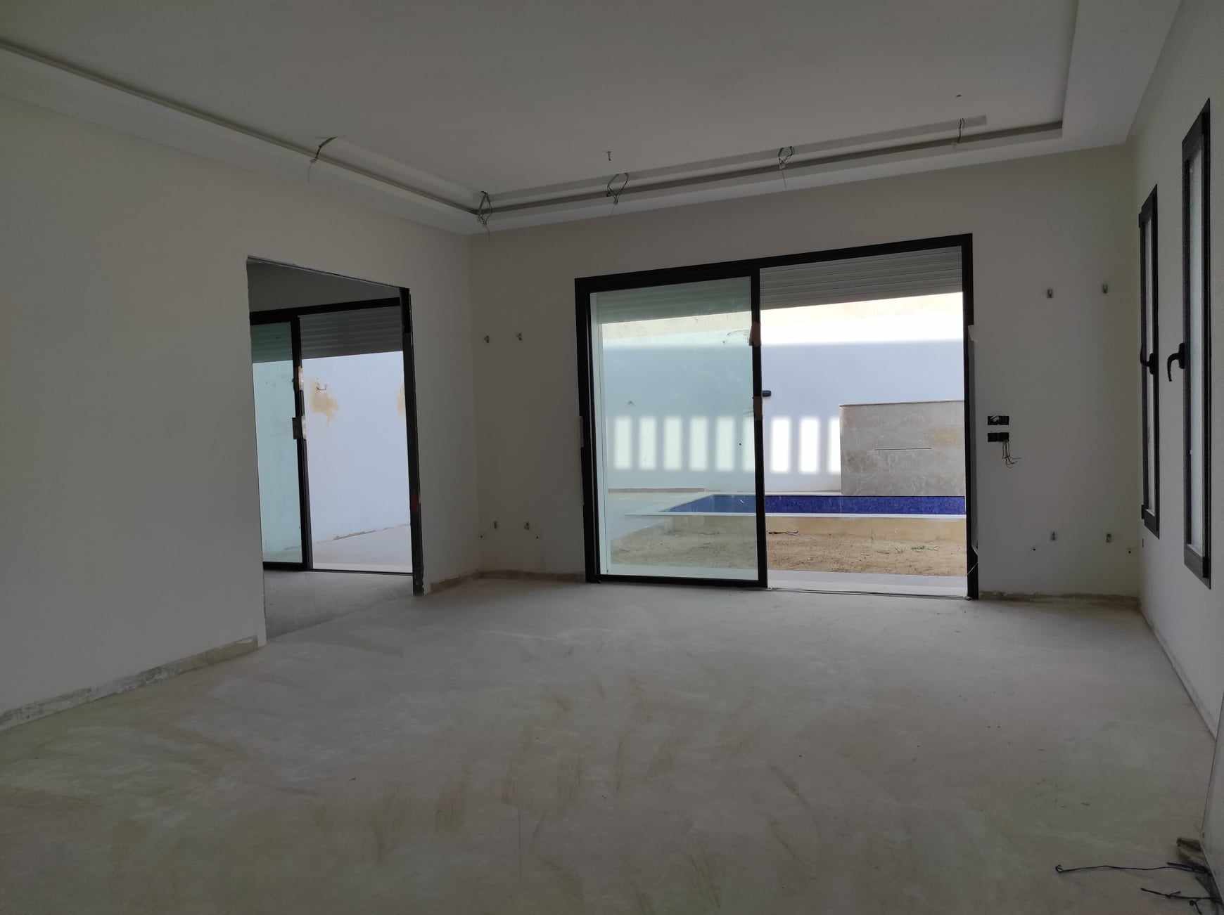    Villa neuve la soukra st à Ariana - Photo 2