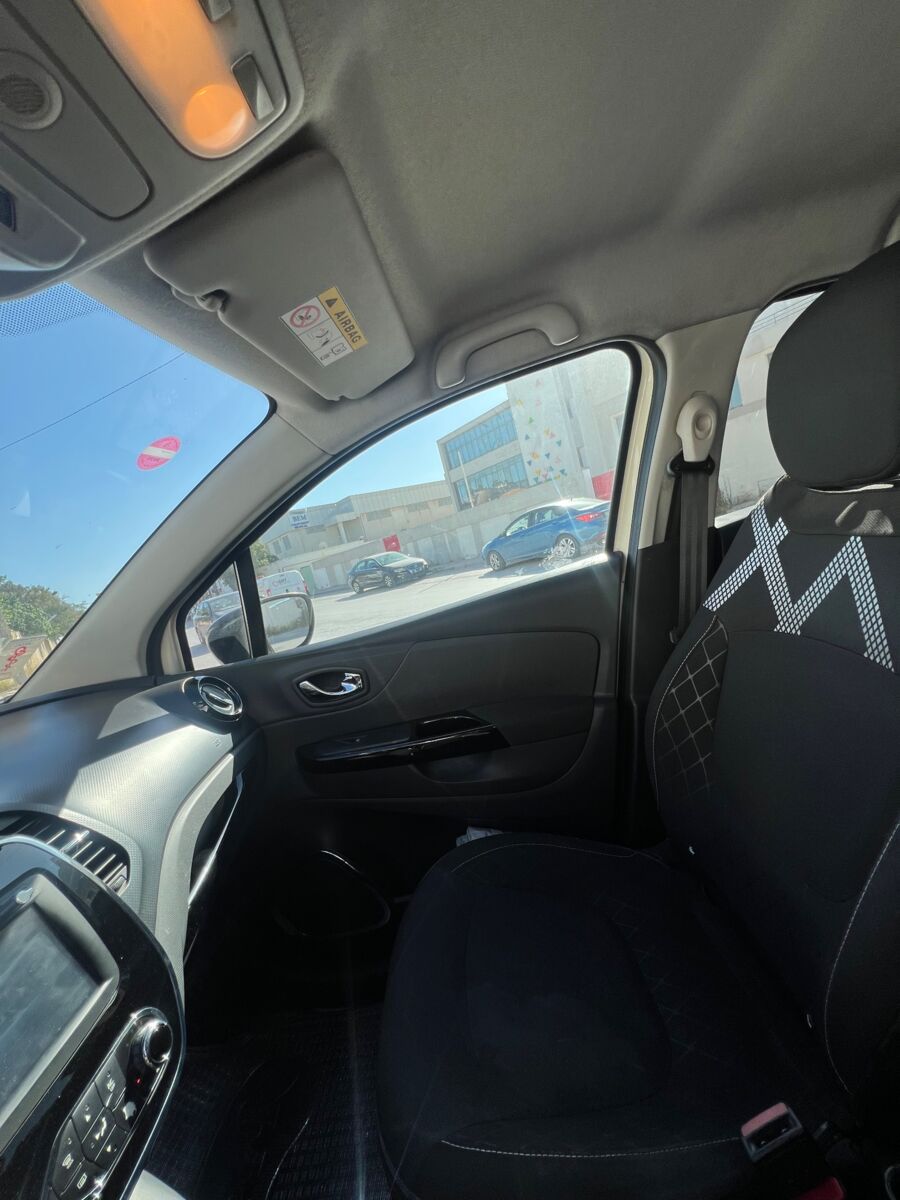 Renault Captur à Tunis - Photo 2