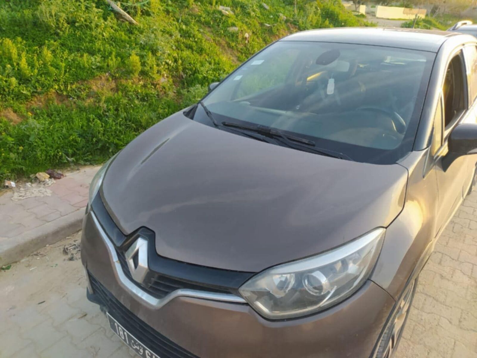 Renault Captur à Tunis - Photo 2