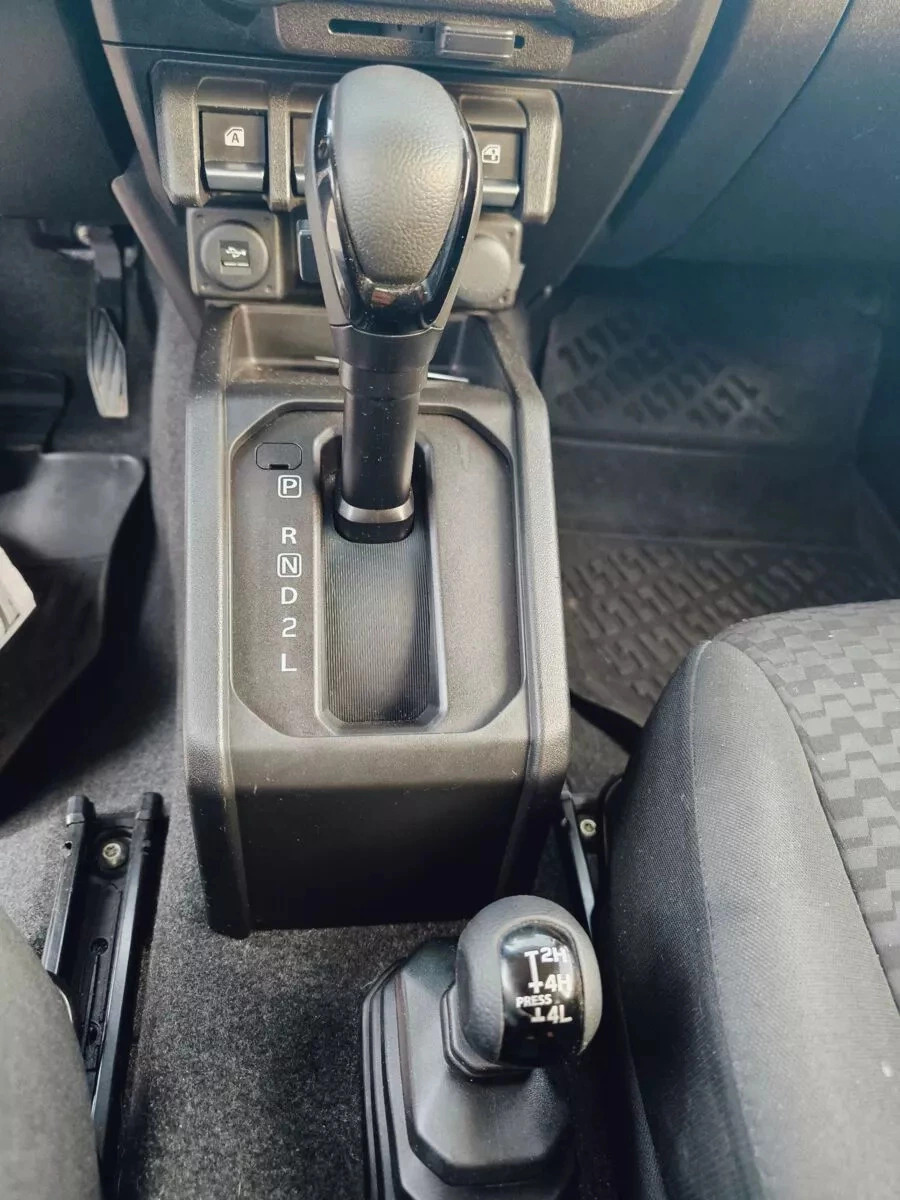 Suzuki Jimny 3 portes GL à Ben Arous - Photo 13