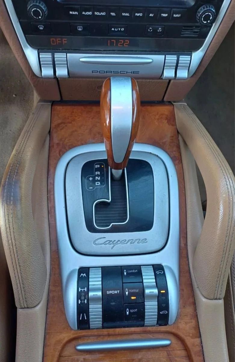Porsche Cayenne à Ben Arous - Photo 15