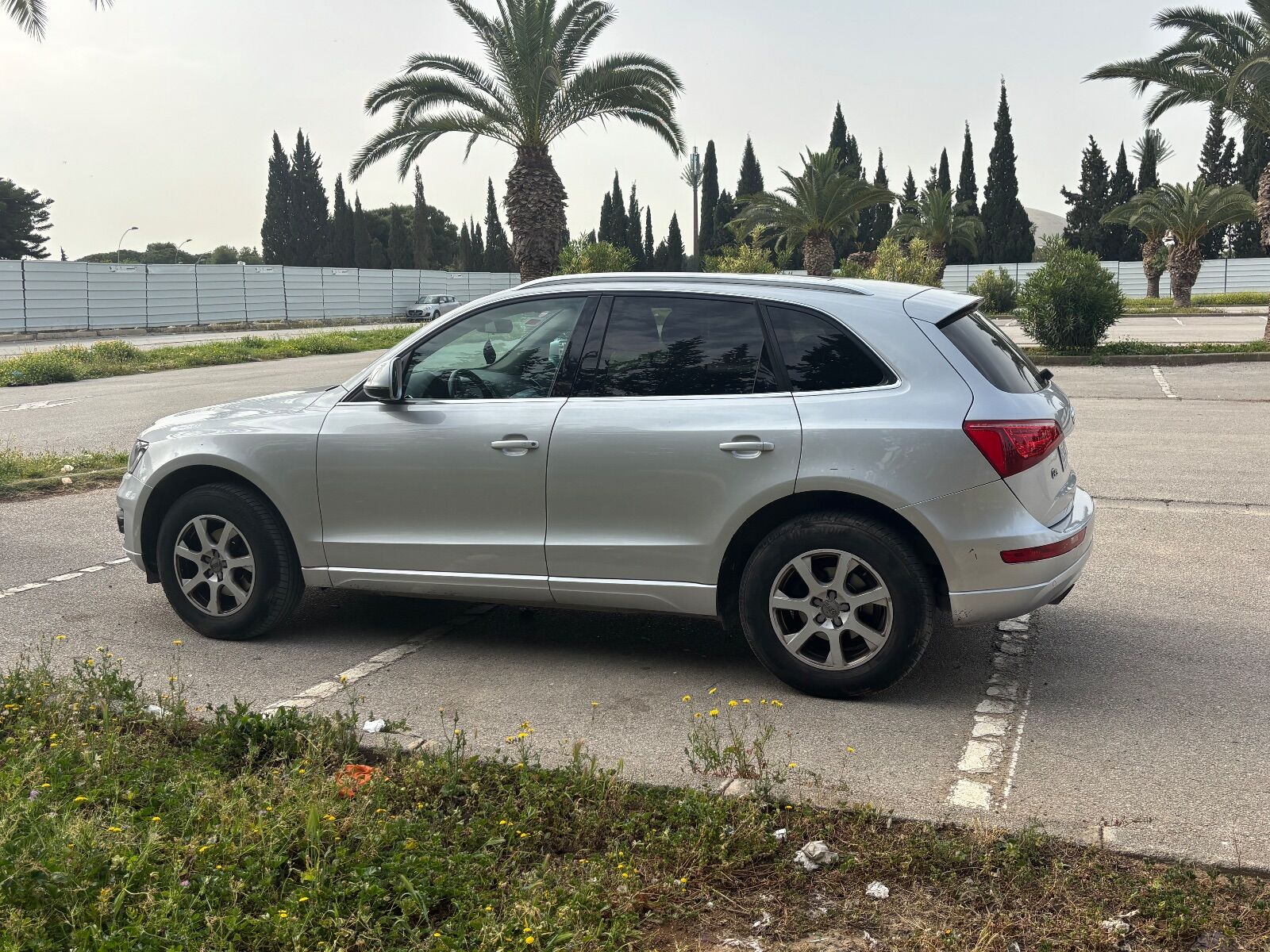 Audi Q5 S-line à Sfax - Photo 2
