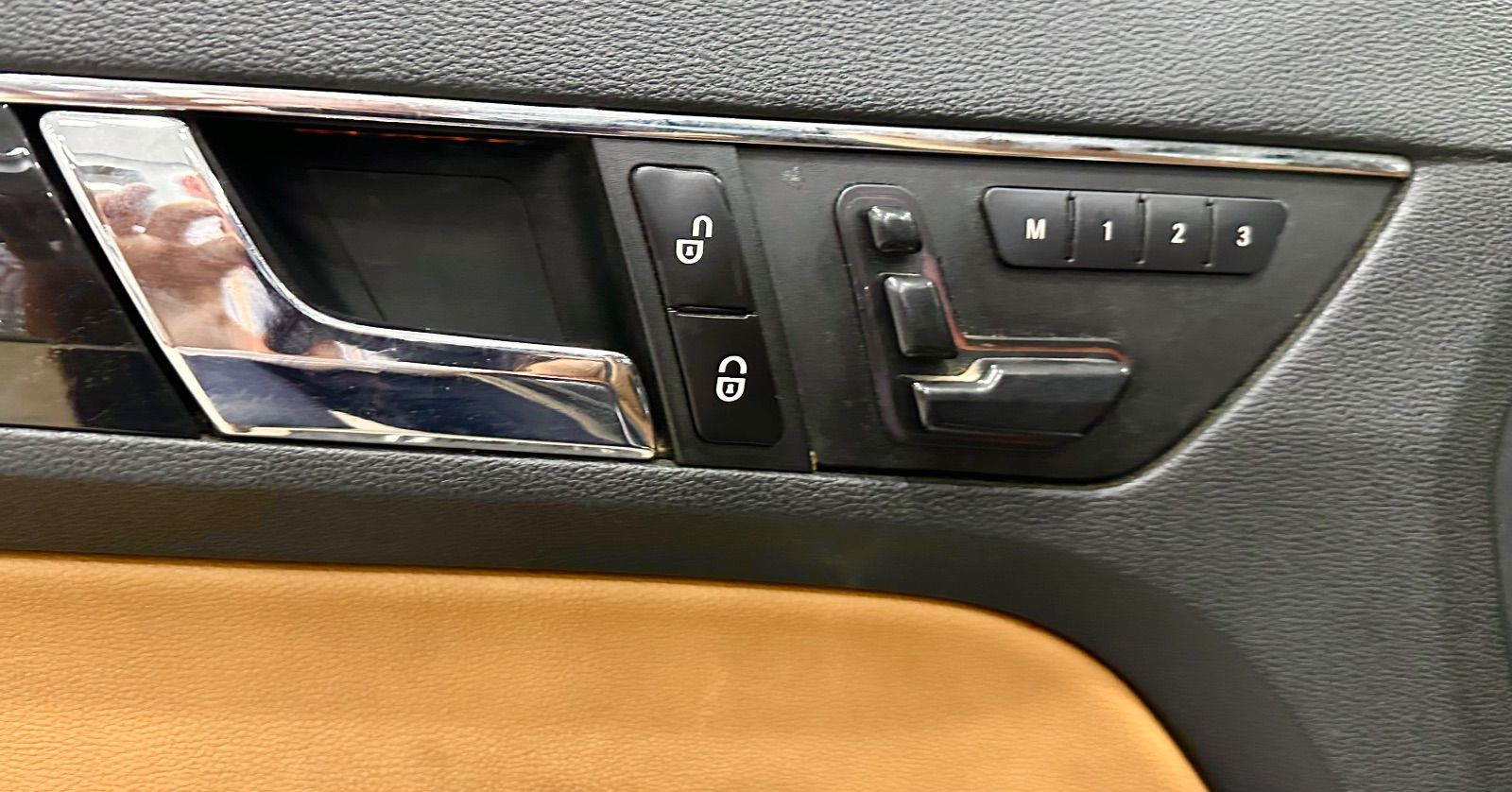 Mercedes-Benz Classe E coupé à Ben Arous - Photo 7