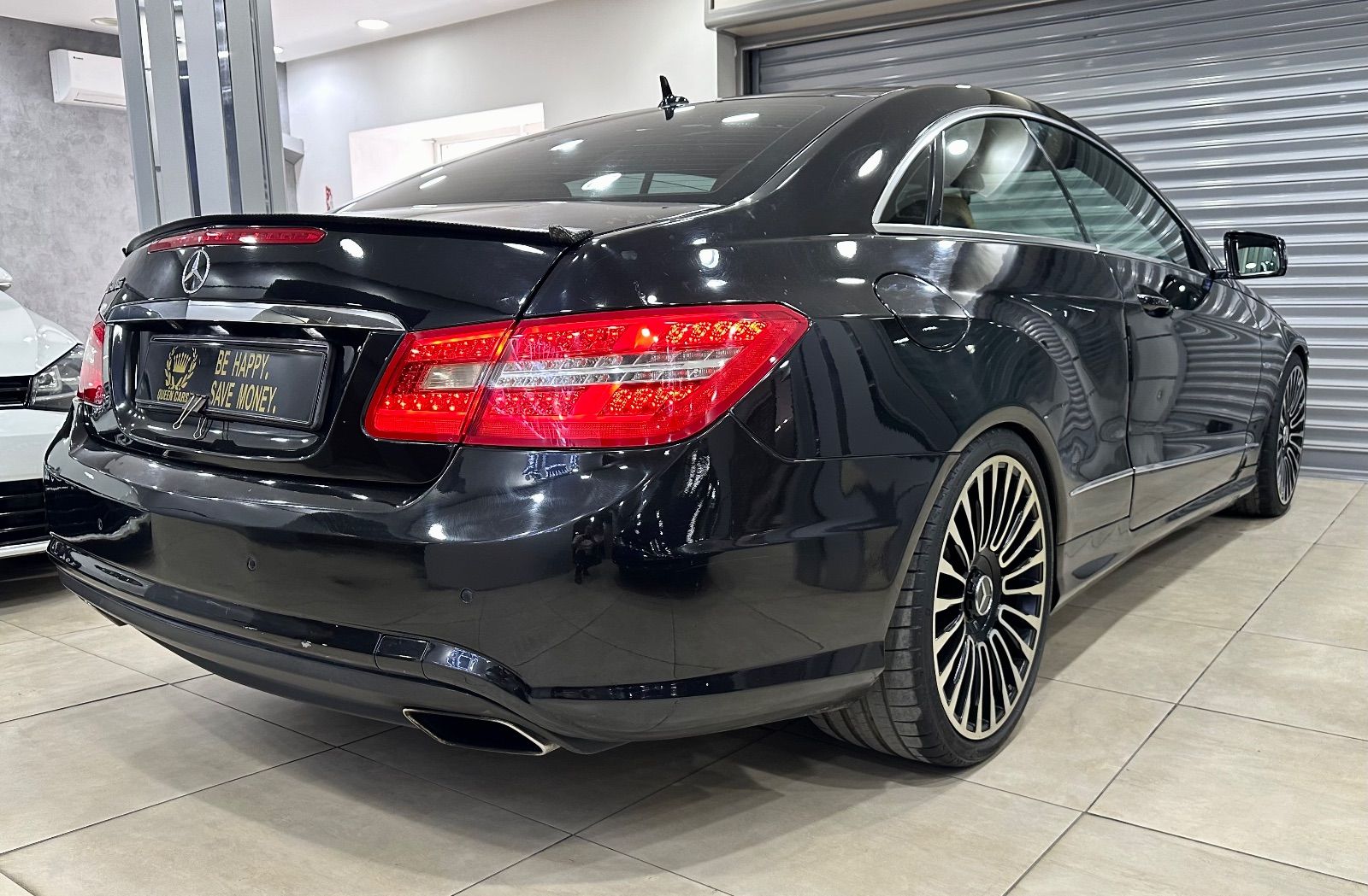 Mercedes-Benz Classe E coupé à Ben Arous - Photo 10