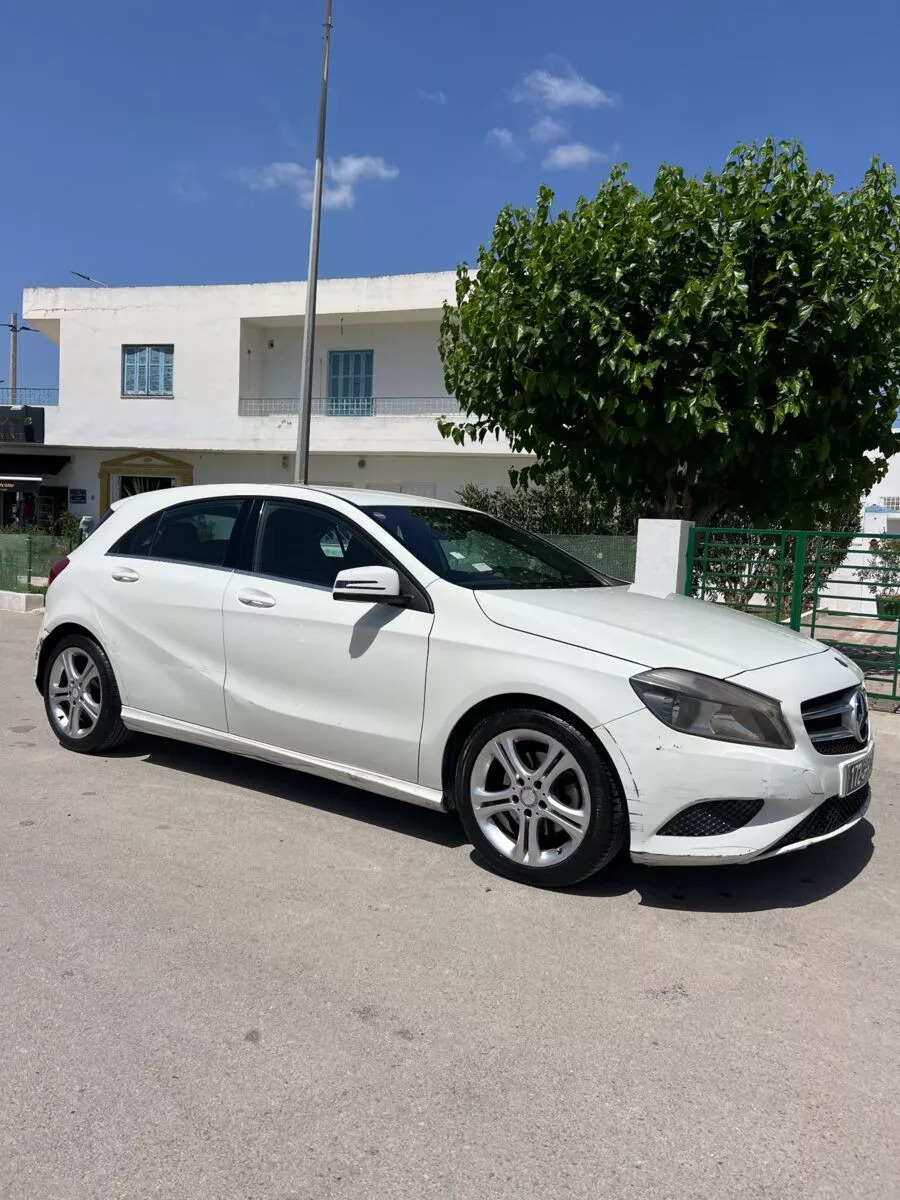 Mercedes-Benz Classe A Style à Ben Arous - Photo 1