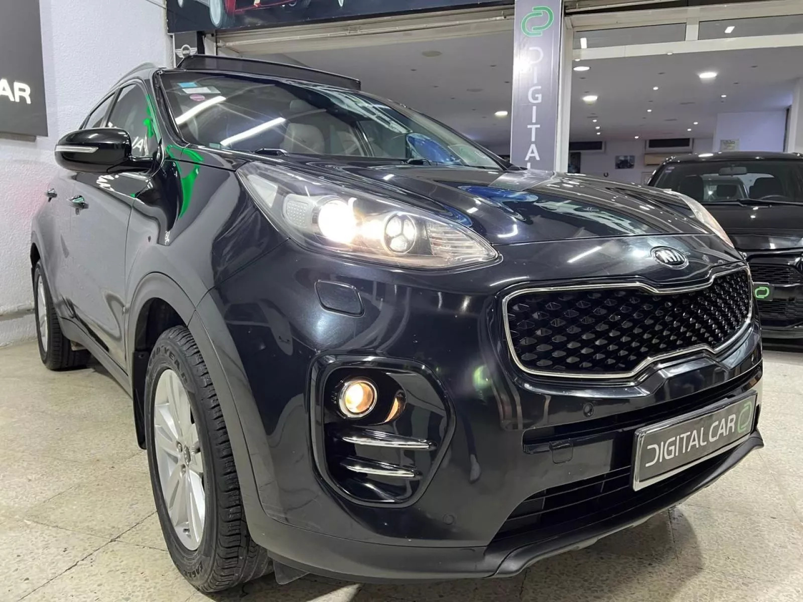 KIA Sportage à Tunis - Photo 5