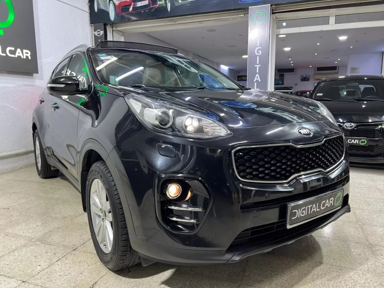 KIA Sportage à Tunis - Photo 7