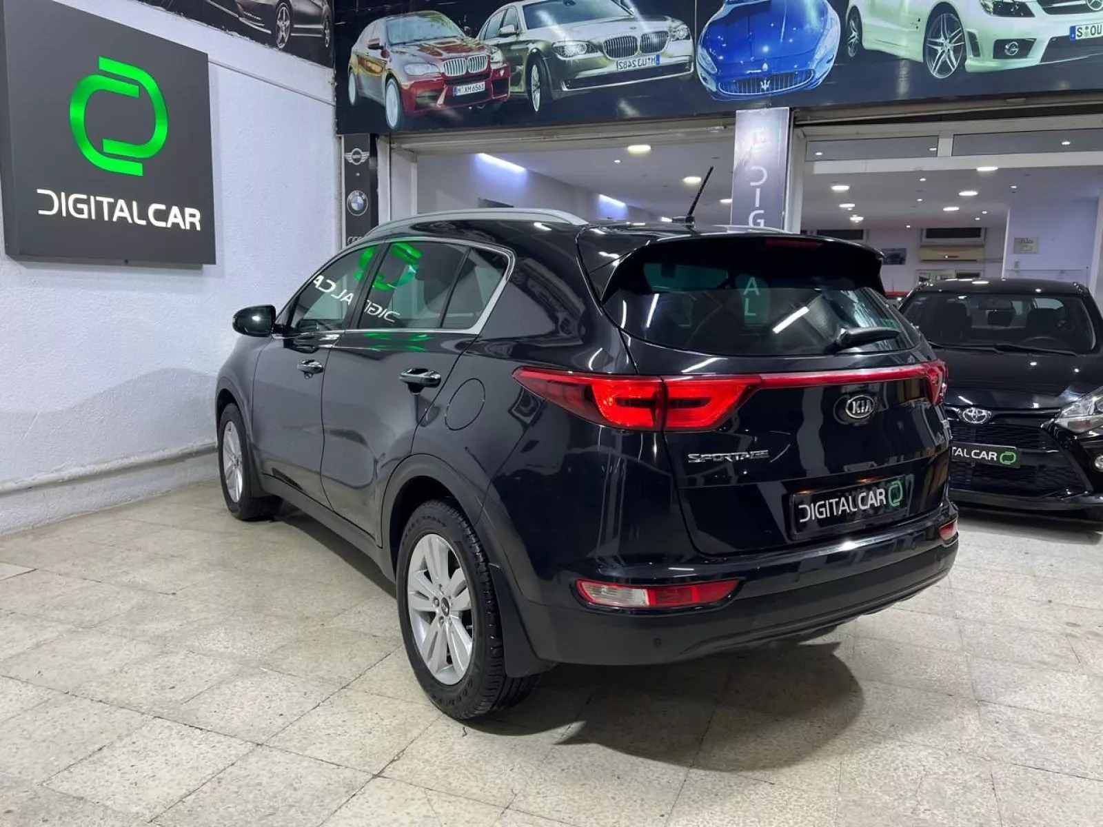 KIA Sportage à Tunis - Photo 13
