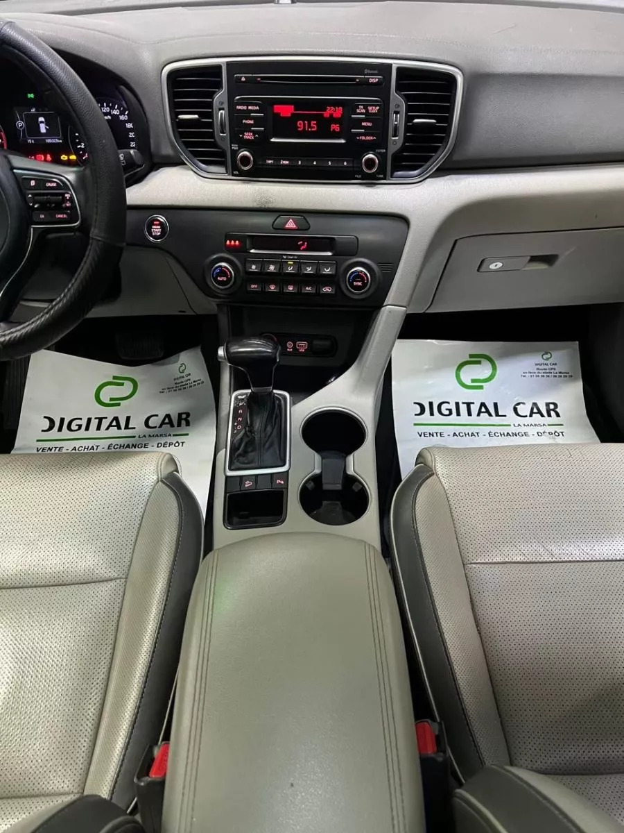 KIA Sportage à Tunis - Photo 22