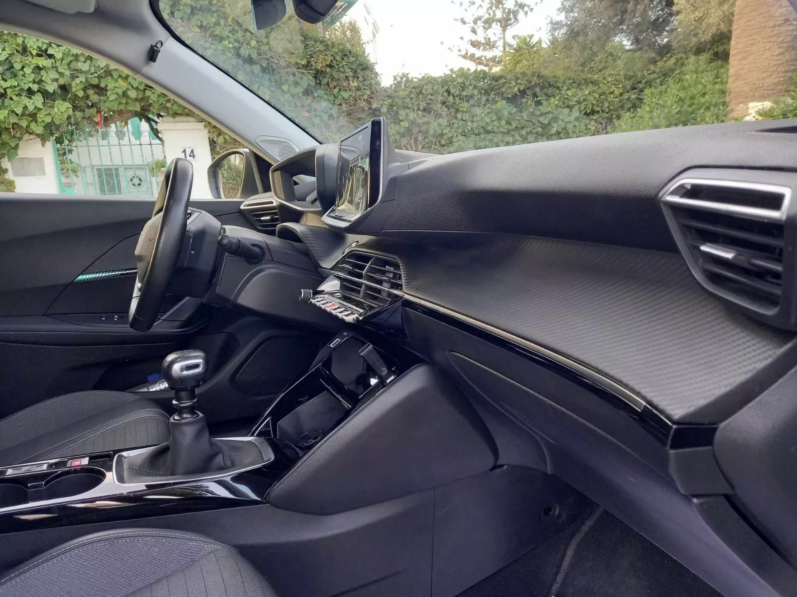Peugeot 2008 GT_LINE à Tunis - Photo 15