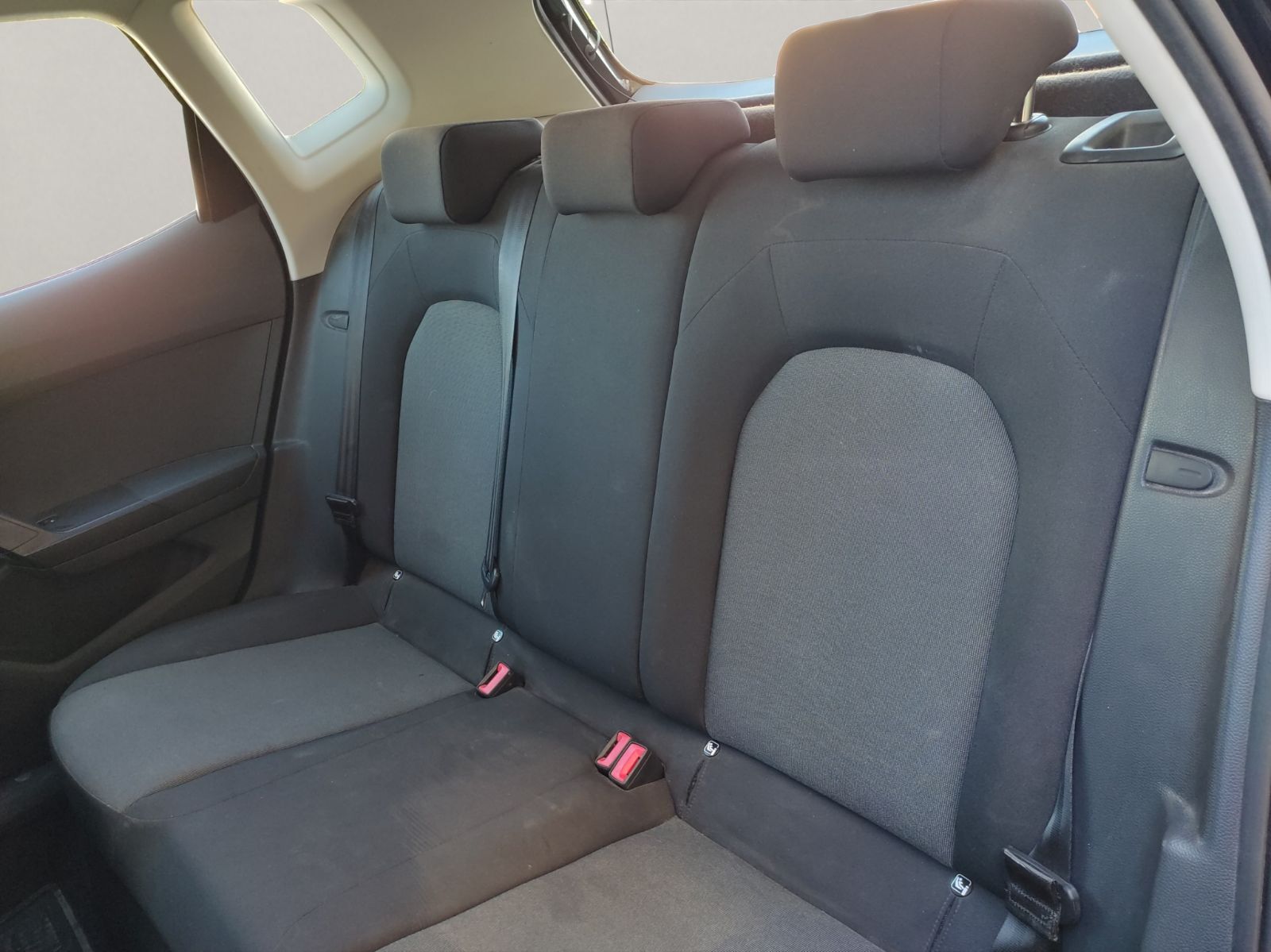 Seat Arona FR à Tunis - Photo 11