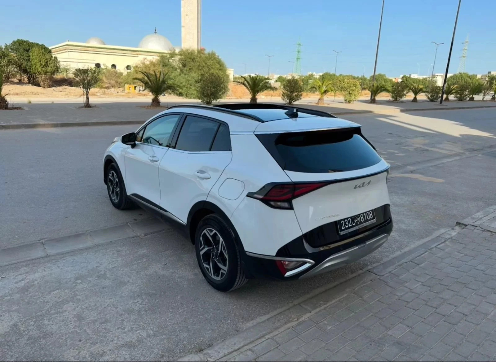 KIA Sportage à Tunis - Photo 2