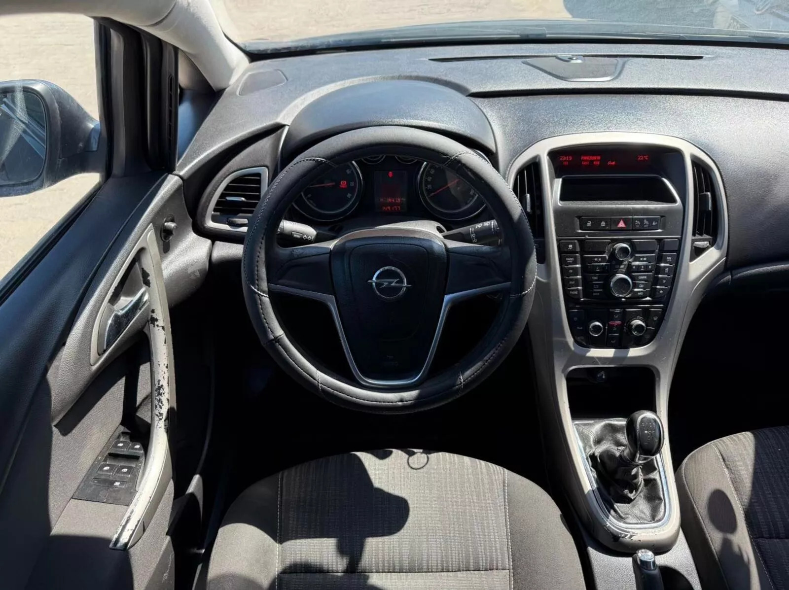 Opel Astra Edition Plus à Ariana - Photo 7