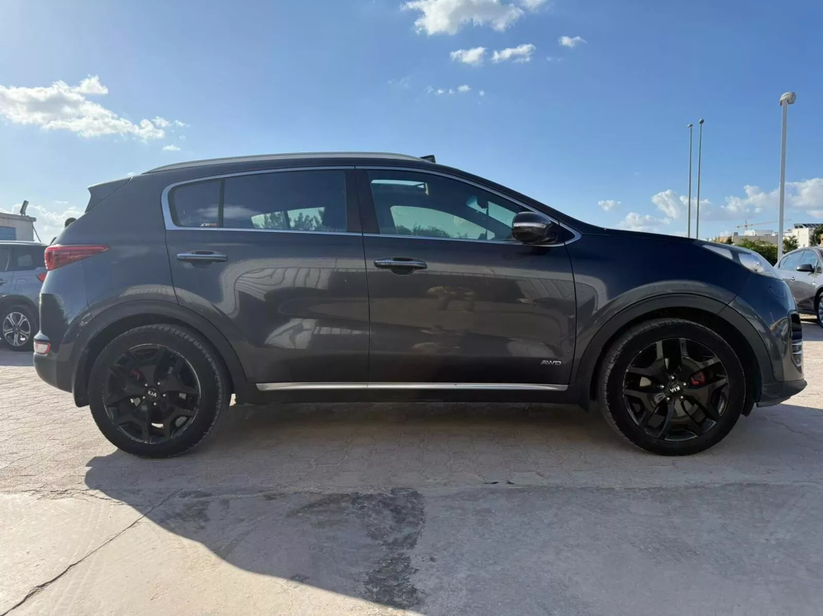 KIA Sportage à Tunis - Photo 4