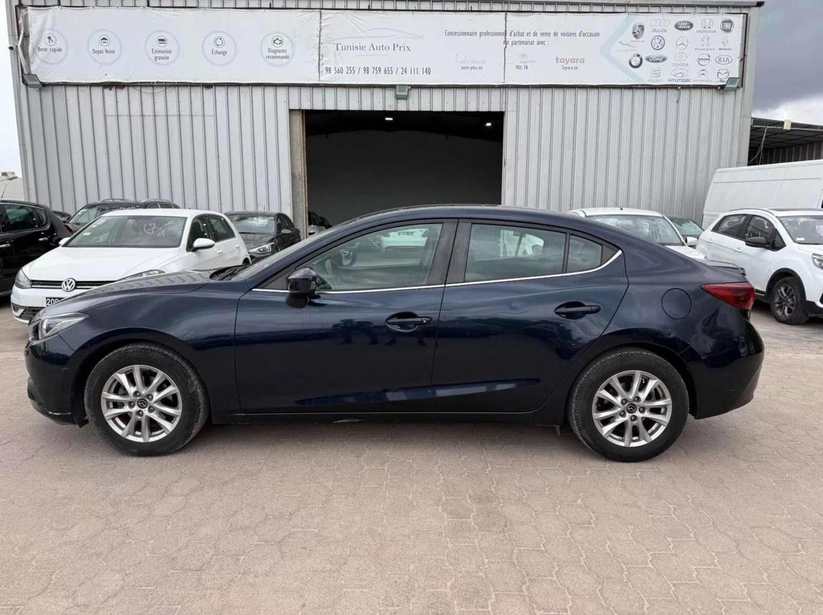 Mazda 3 sedan à Ben Arous - Photo 1