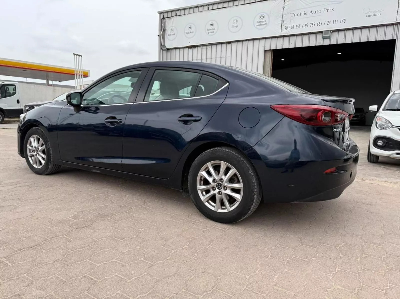 Mazda 3 sedan à Ben Arous - Photo 2