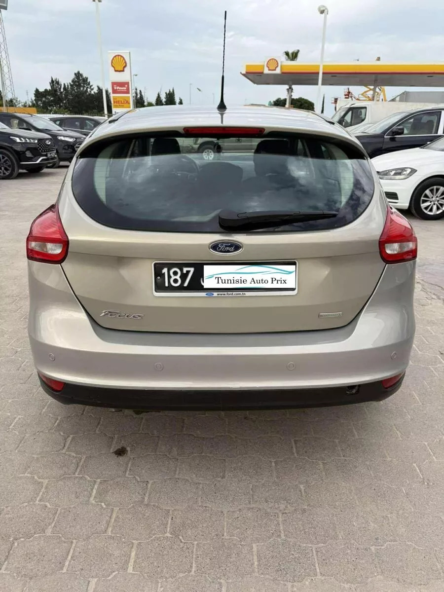 Ford Focus Titanium à Tunis - Photo 11