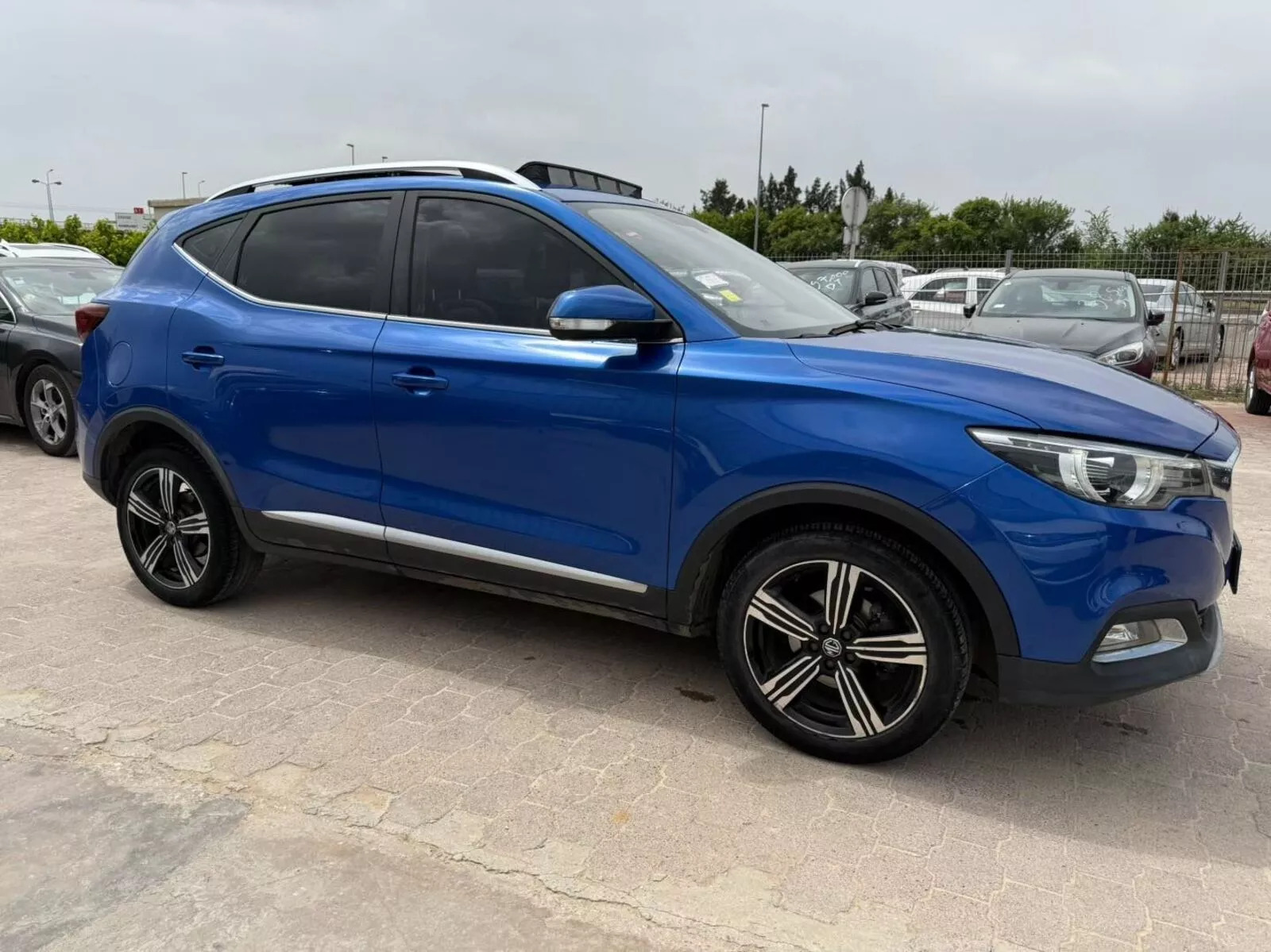 MG ZS Luxe à Ben Arous - Photo 3