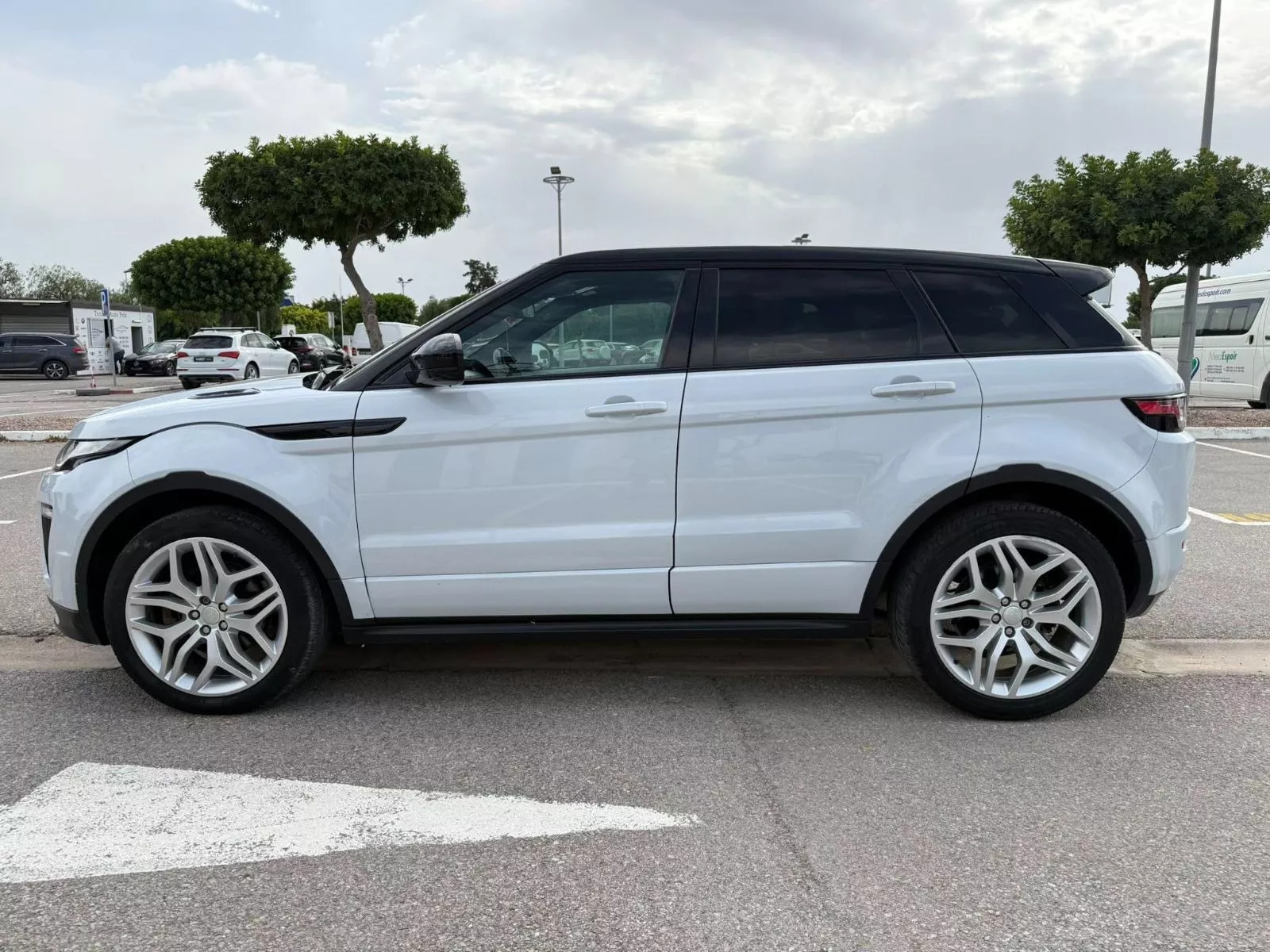 Land Rover Range Rover Evoque Dynamic SE + à Ariana - Photo 1