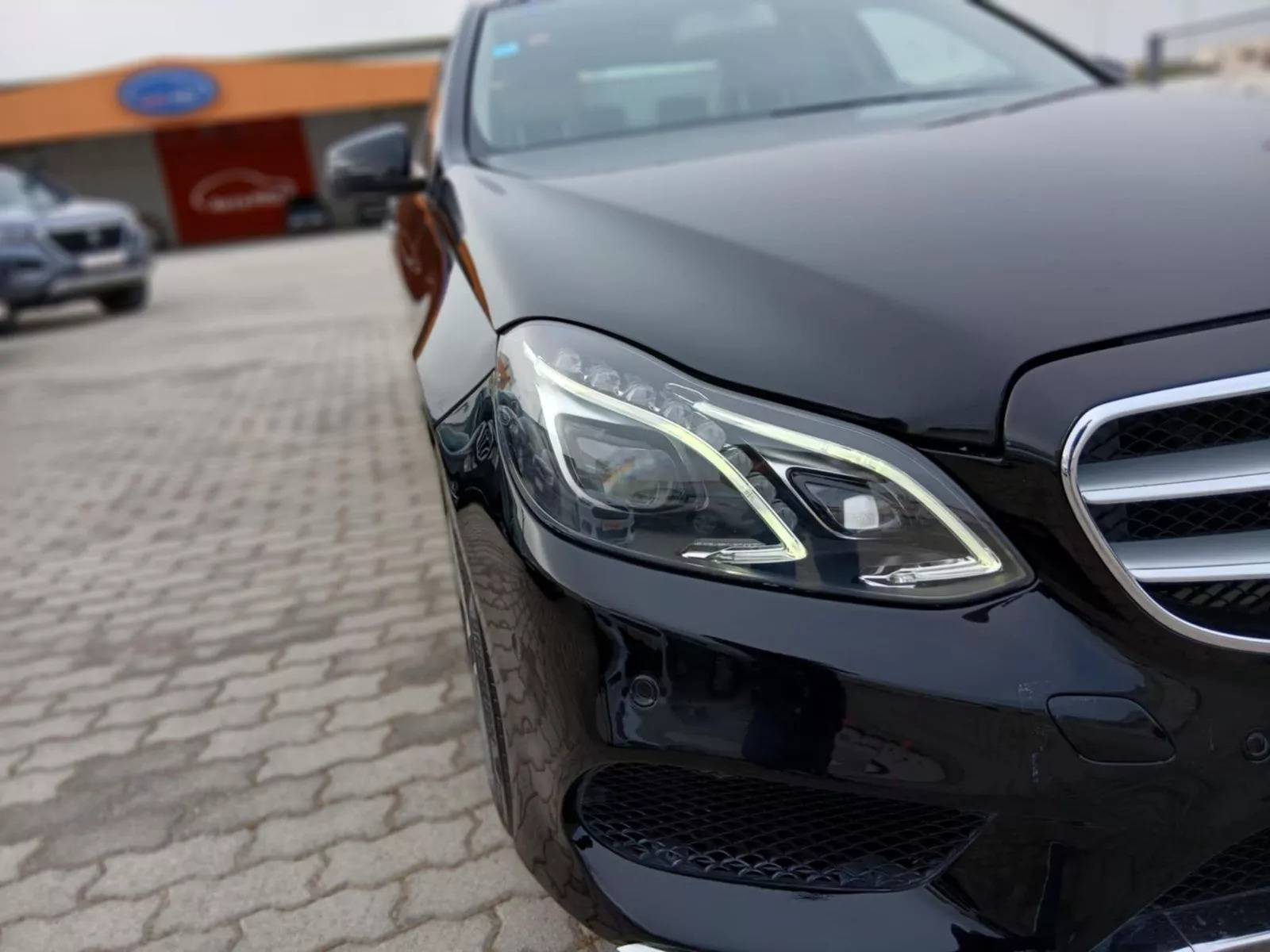 Mercedes-Benz Classe E à Ben Arous - Photo 3