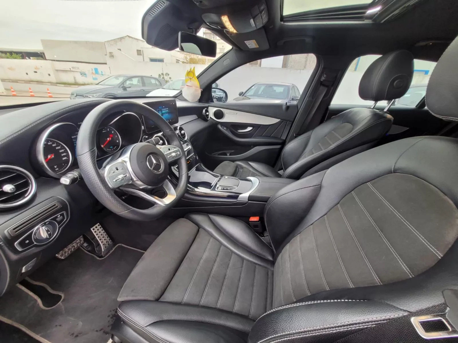 Mercedes-Benz GLC à Sfax - Photo 3