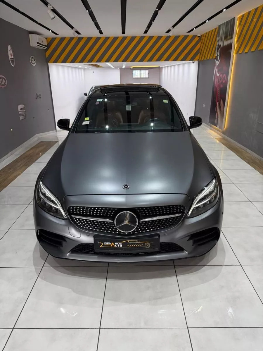 Mercedes-Benz Classe C AMG à Ben Arous - Photo 1