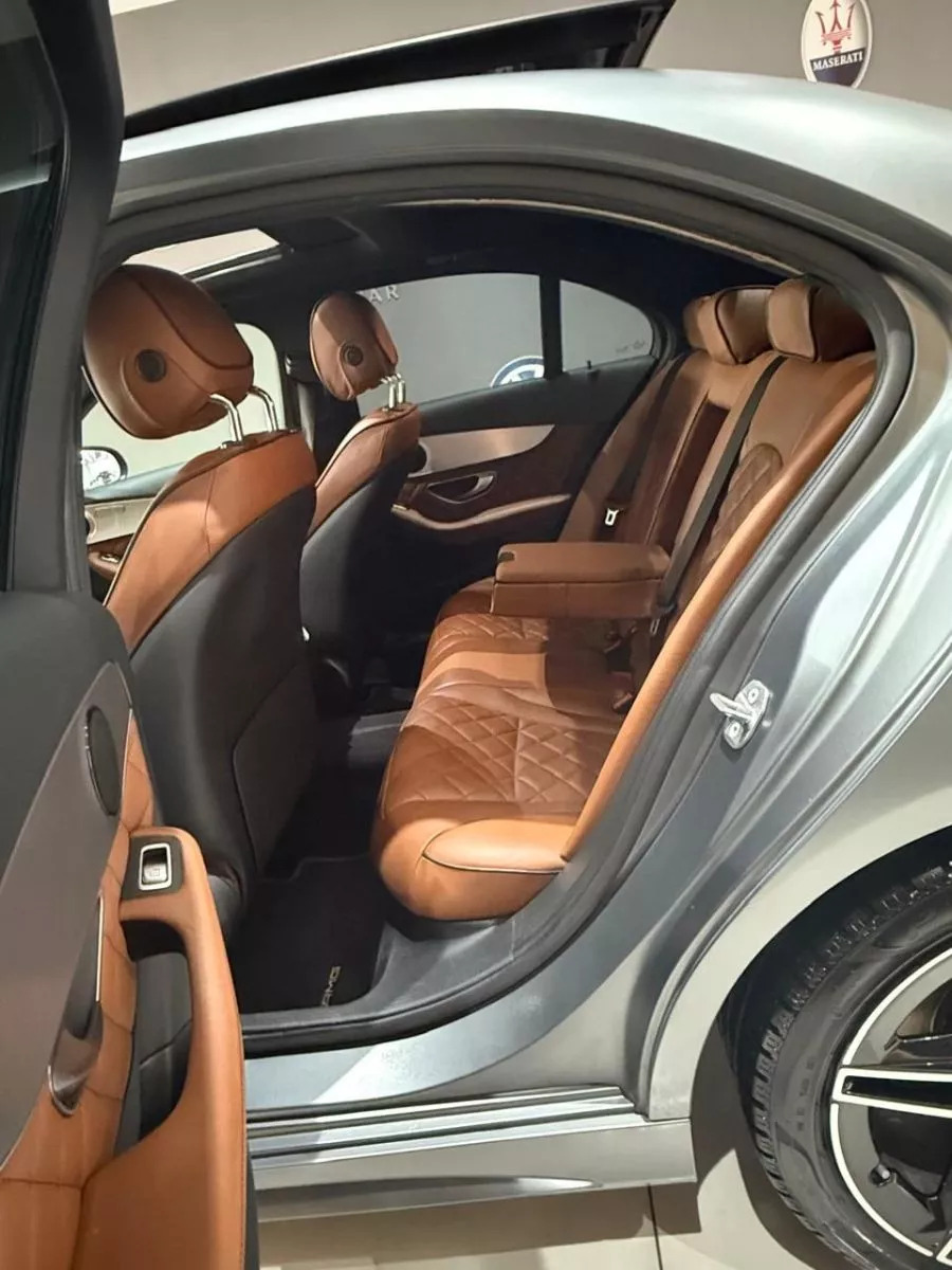 Mercedes-Benz Classe C AMG à Ben Arous - Photo 12