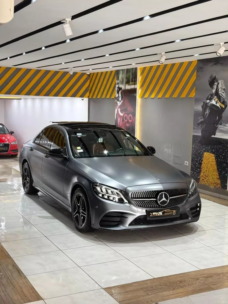 Mercedes-Benz Classe C AMG à Ben Arous - Photo 13