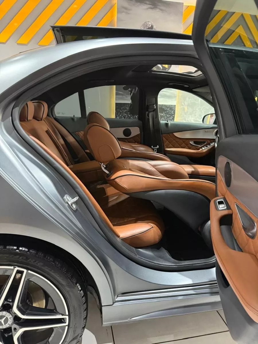 Mercedes-Benz Classe C AMG à Ben Arous - Photo 18