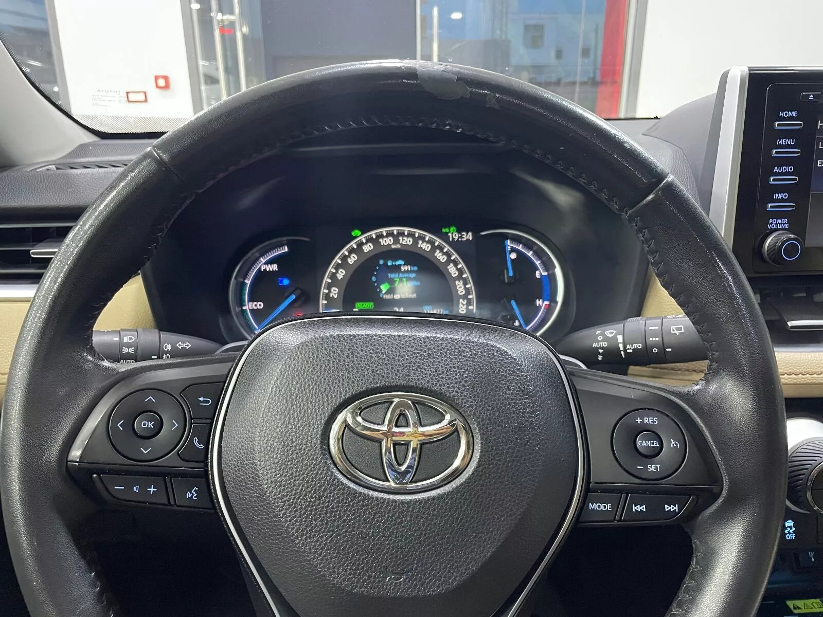 Toyota RAV 4 Hybride à Tunis - Photo 6