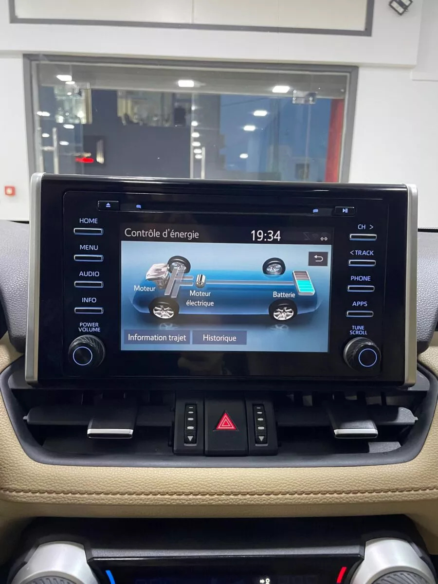 Toyota RAV 4 Hybride à Tunis - Photo 10