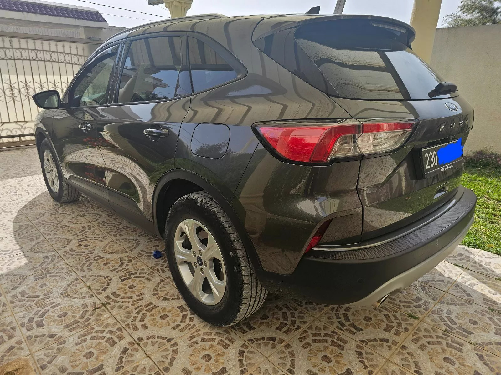 Ford Kuga Titanium à Ariana - Photo 5
