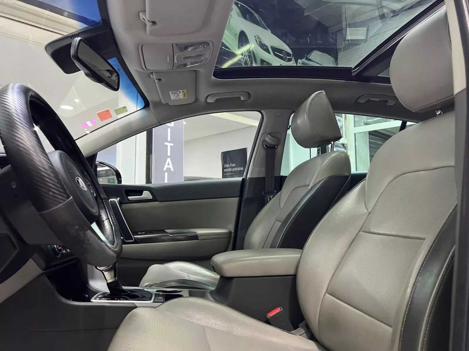 KIA Sportage à Tunis - Photo 23