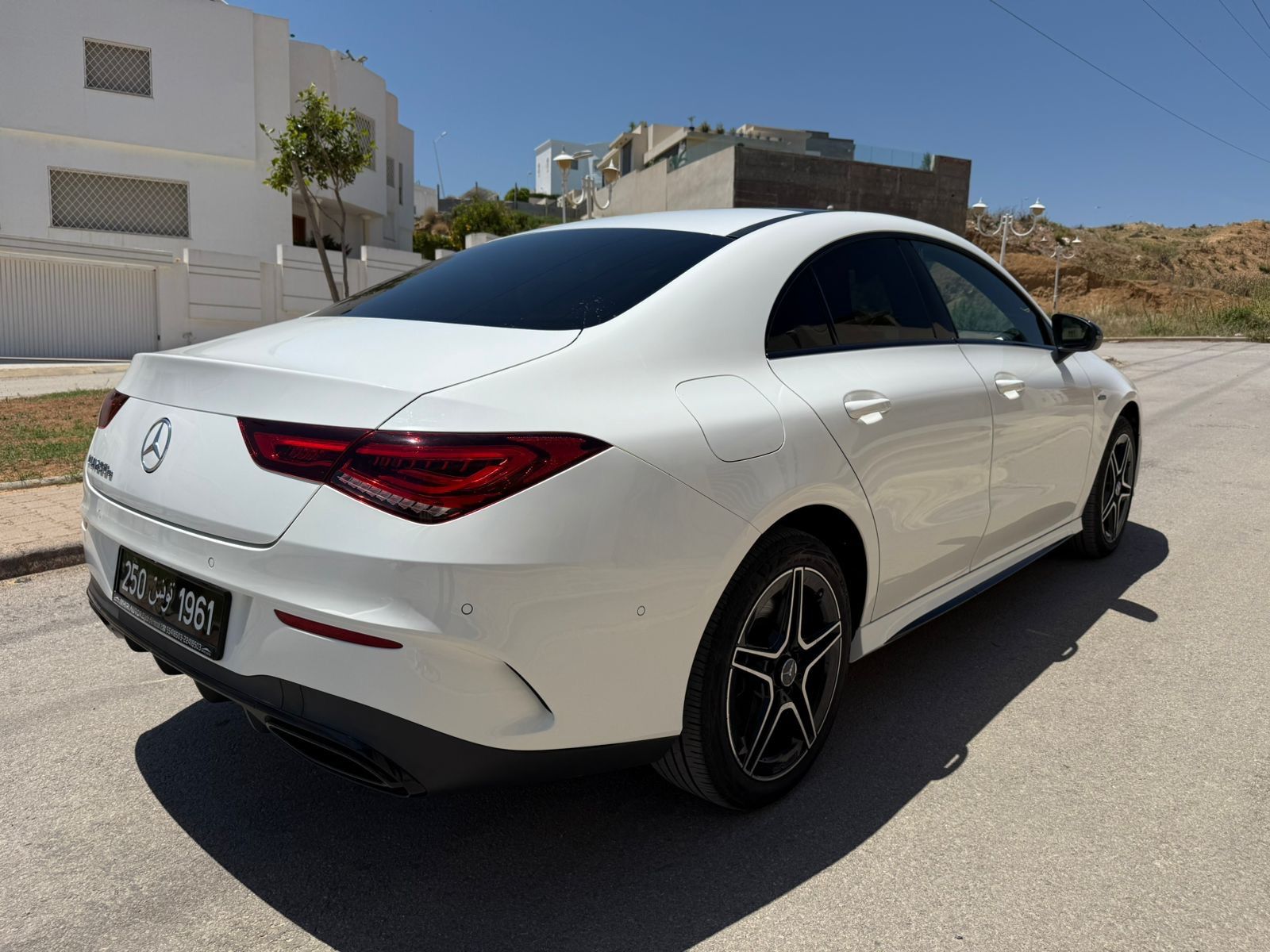 Mercedes-Benz GLA 200 Kit AMG à Tunis - Photo 3
