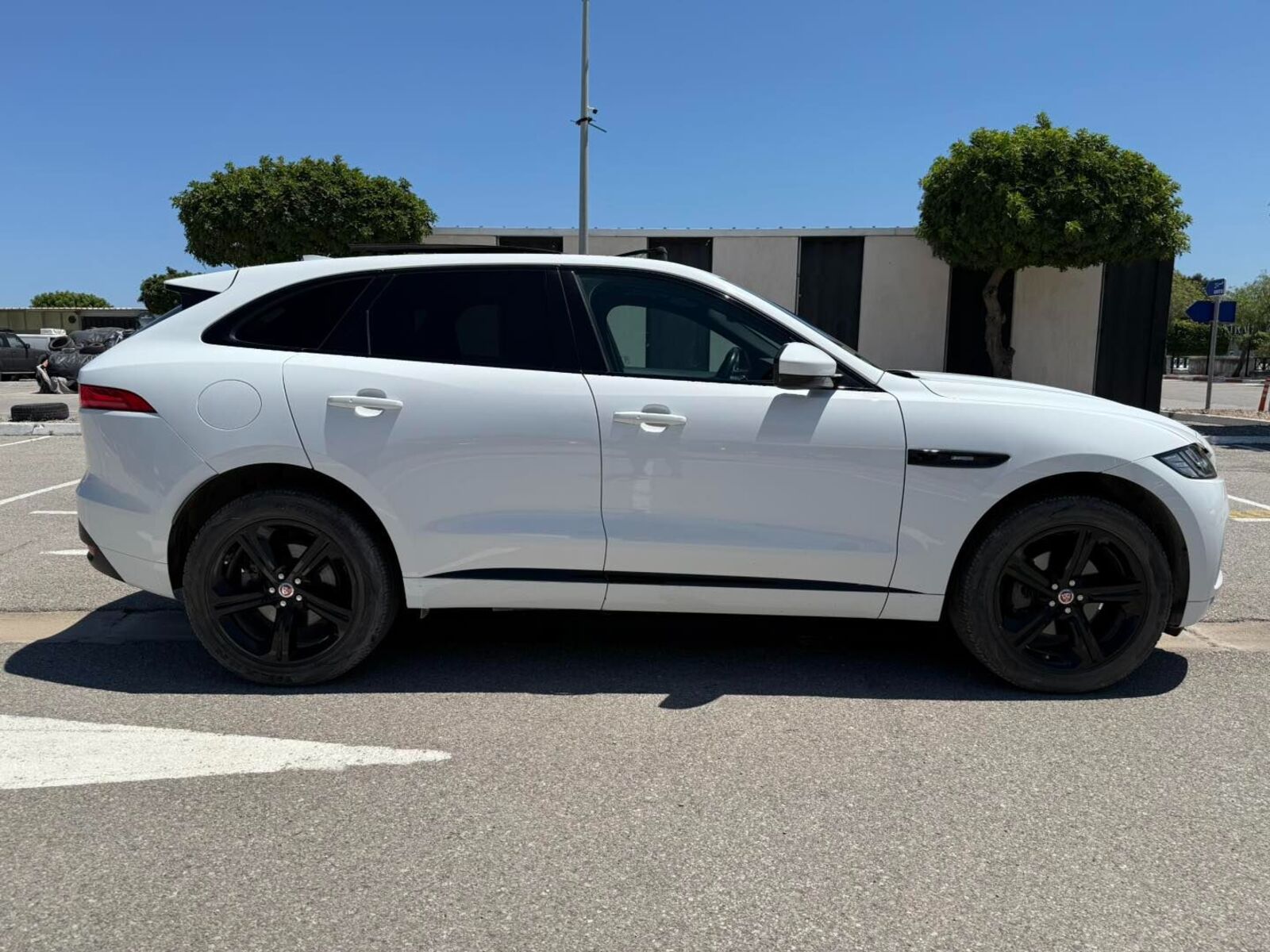 Jaguar F-Pace R-Sport à Ariana - Photo 4