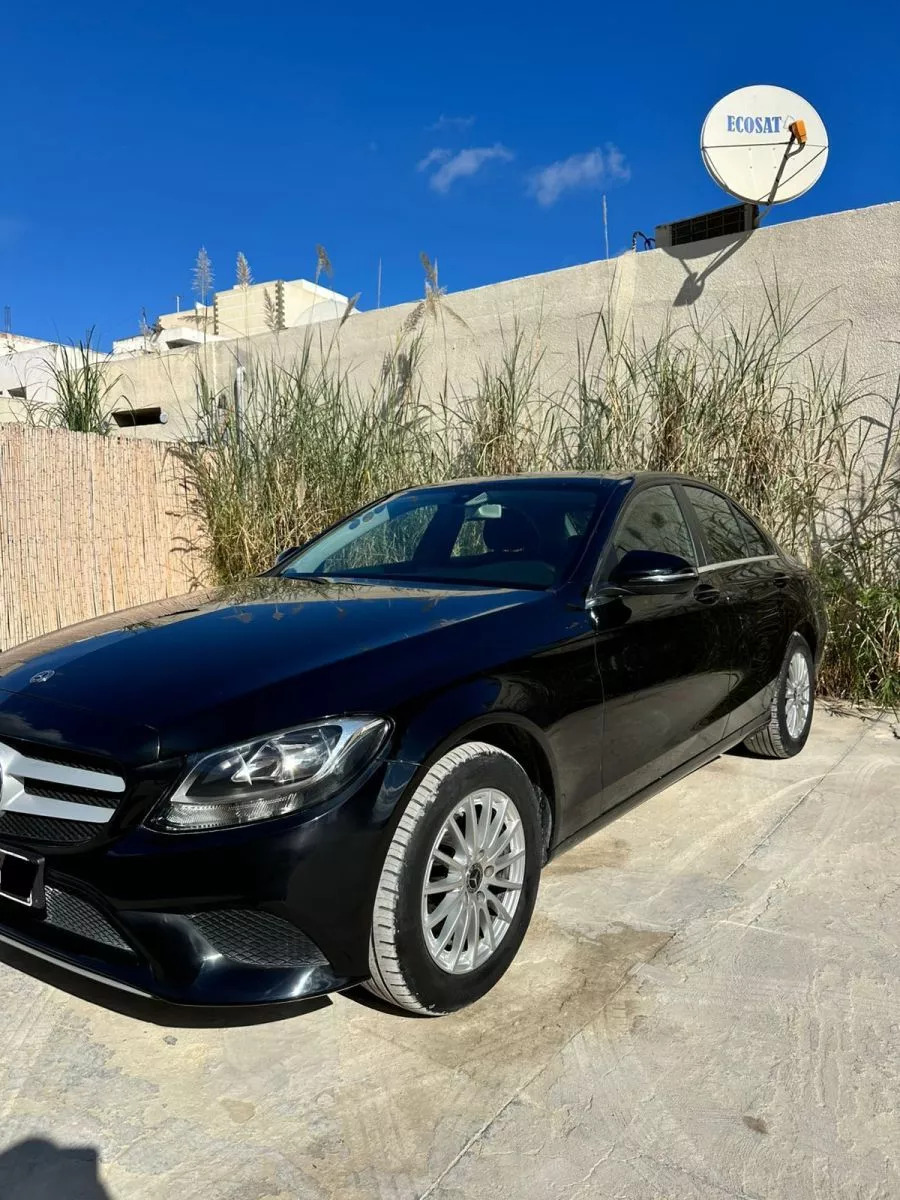 Mercedes-Benz Classe C AMG + à Ariana - Photo 2