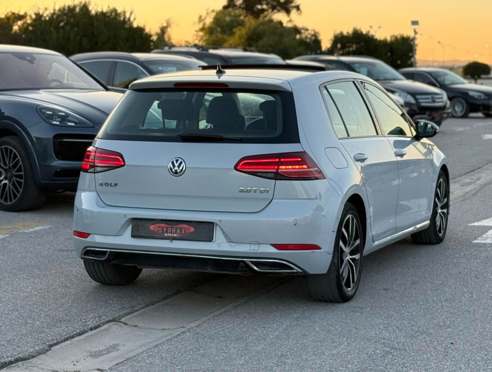 Volkswagen Golf 7 Confortline à Tunis - Photo 4