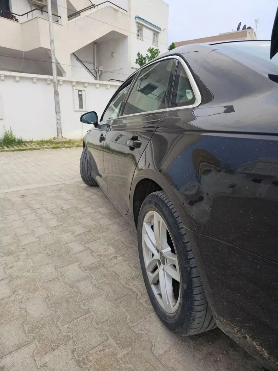 Audi A4 Business Plus à Tunis - Photo 5