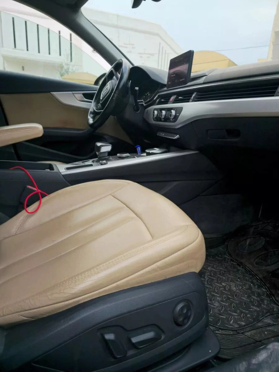 Audi A4 Business Plus à Tunis - Photo 6