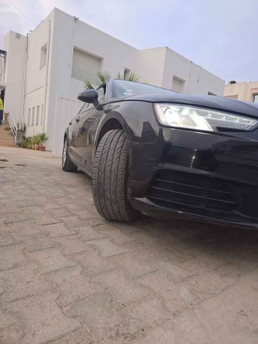 Audi A4 Business Plus à Tunis - Photo 11