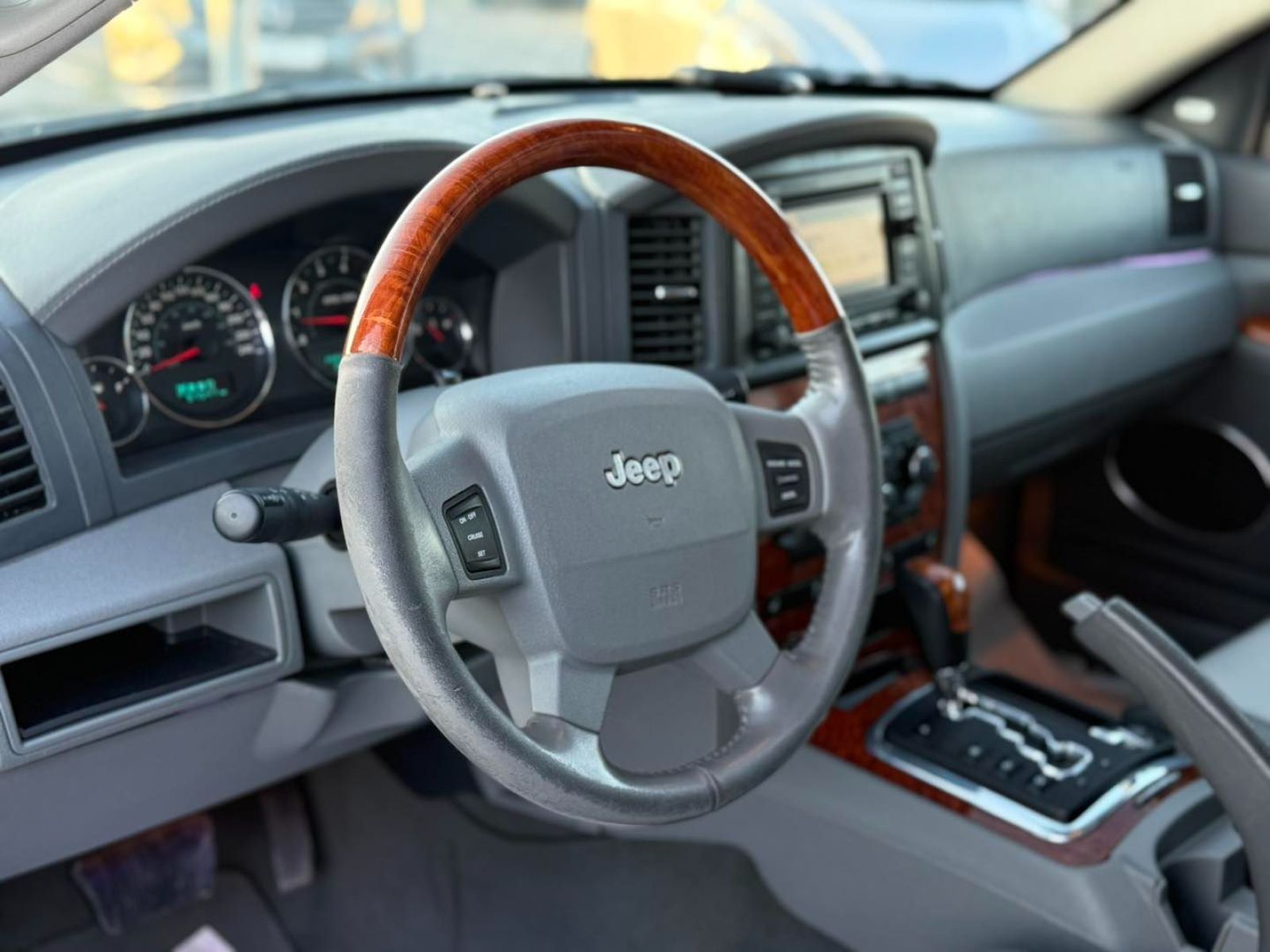 Jeep Grand Cherokee Limited à Tunis - Photo 6