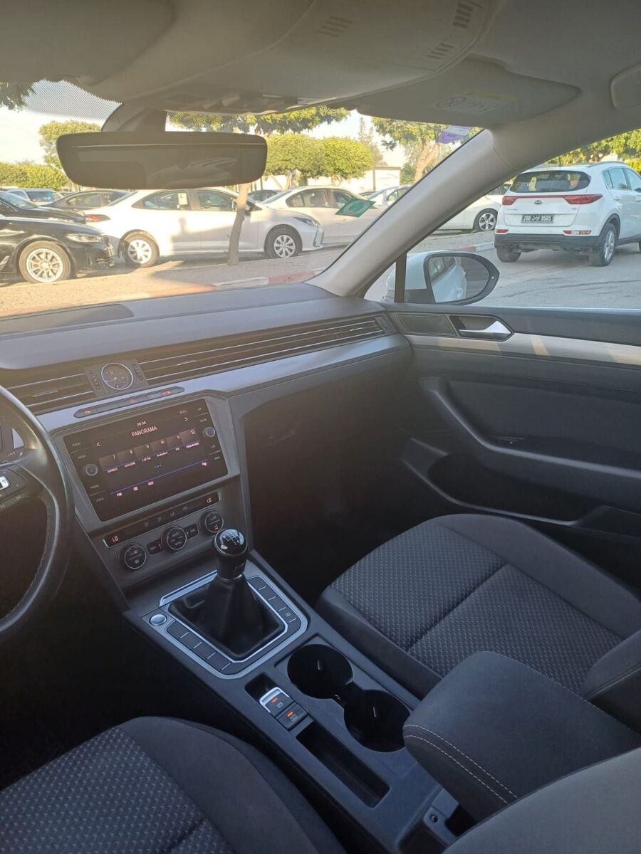 Volkswagen Passat R-Line à Nabeul - Photo 13