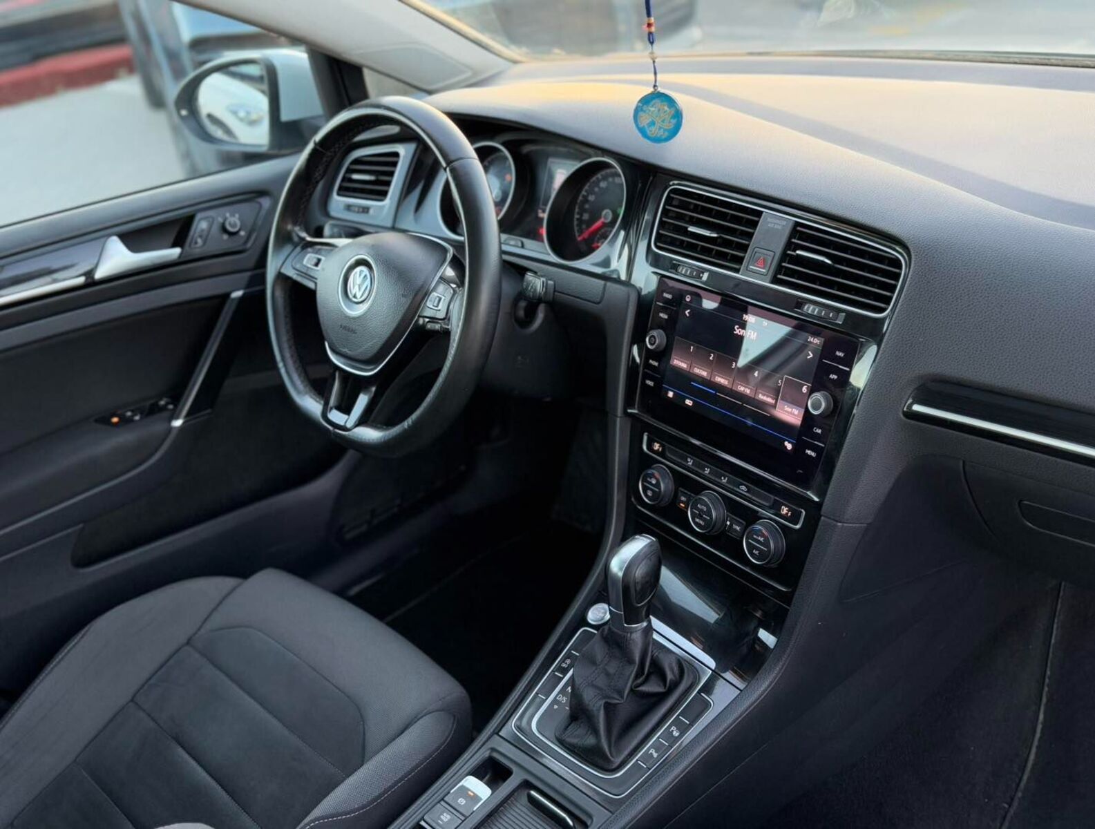 Volkswagen Golf 7 Confortline à Tunis - Photo 7