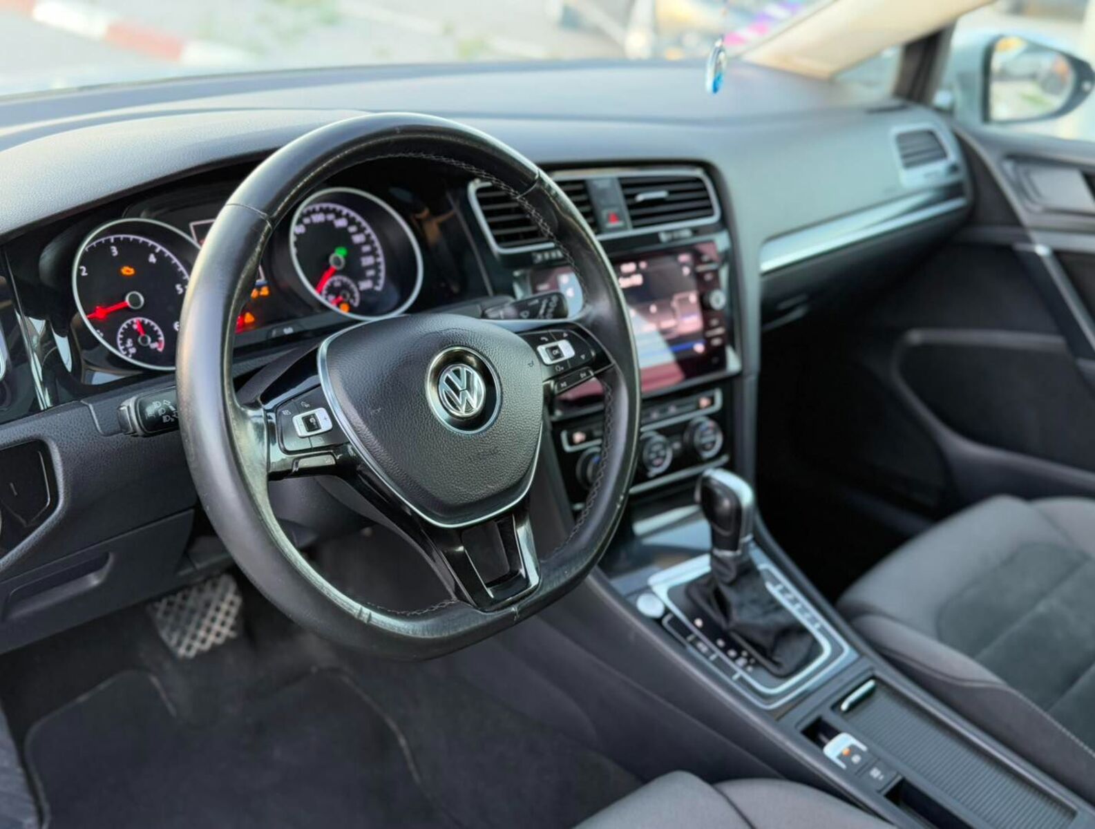 Volkswagen Golf 7 Confortline à Tunis - Photo 8