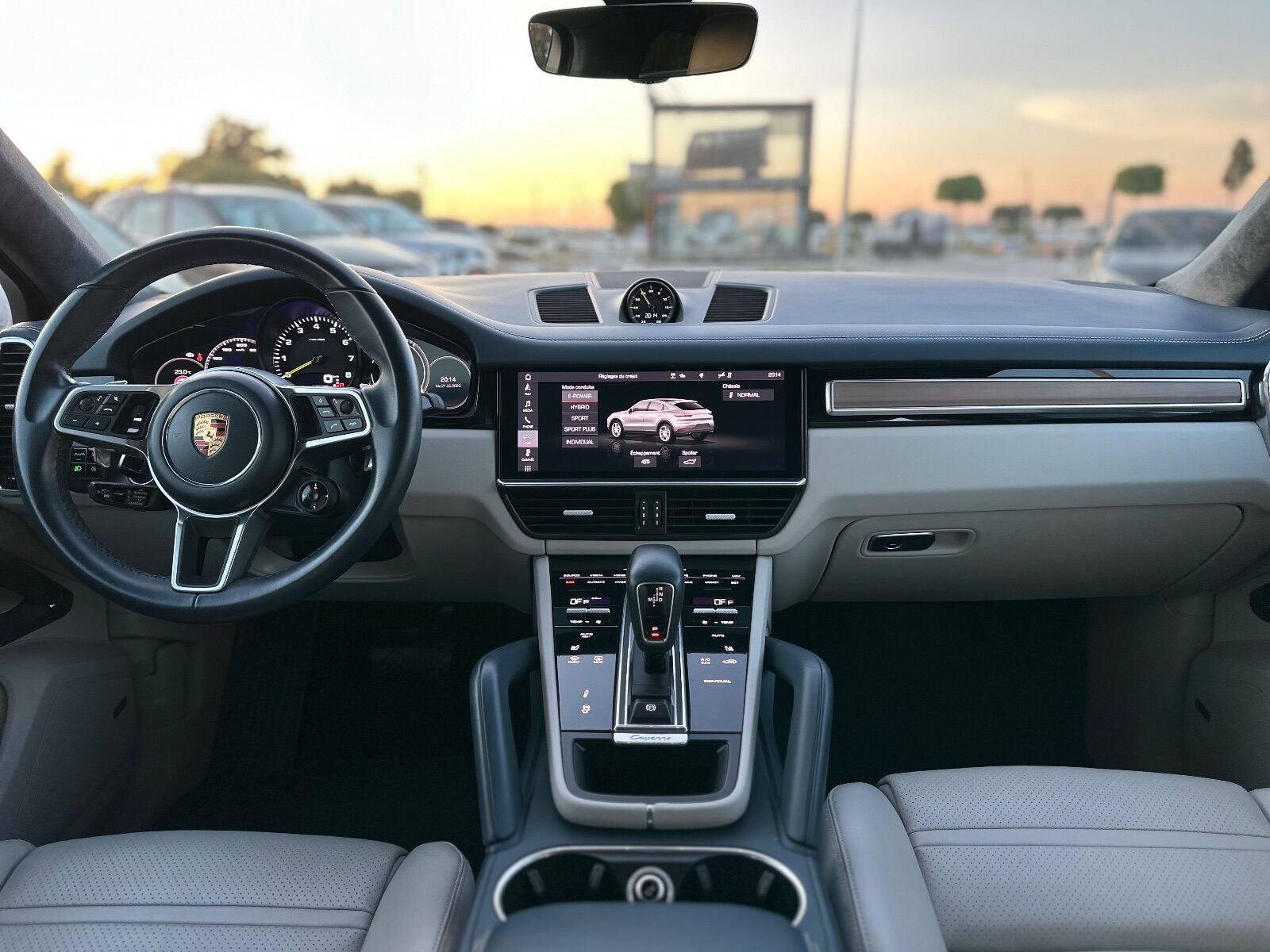 Porsche Cayenne Coupé à Tunis - Photo 24