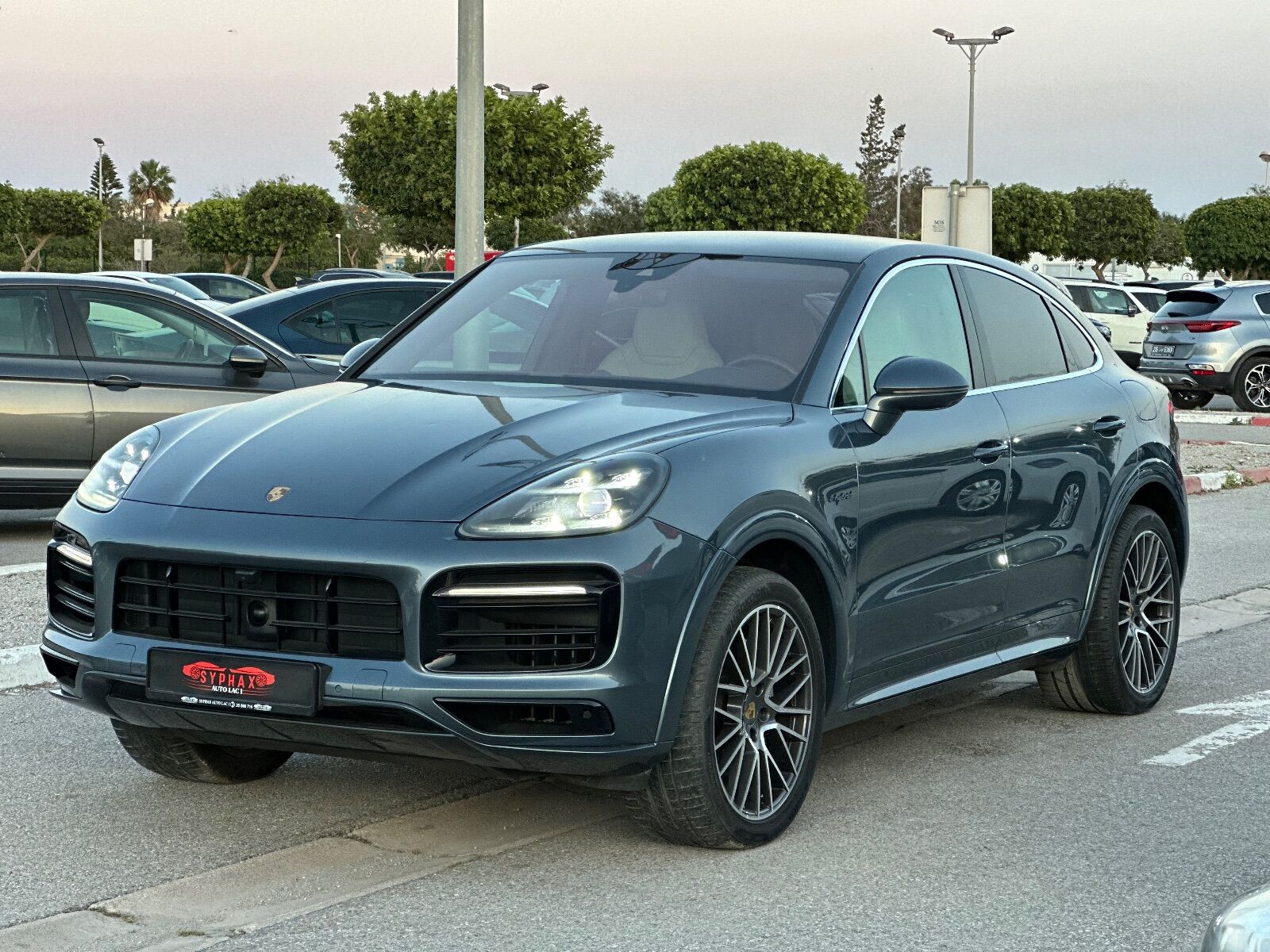 Porsche Cayenne Coupé à Tunis - Photo 27